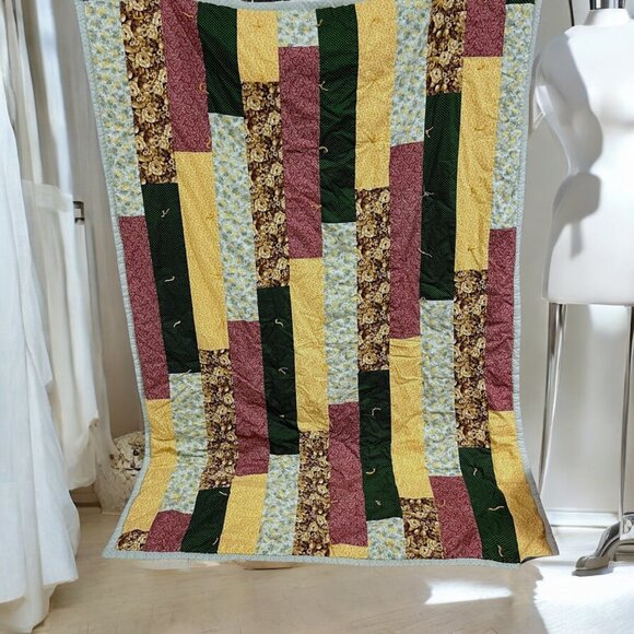 Handmade Country Farmhouse Cottage Patchwork Quilt‎ Twin - Picture 1 of 4